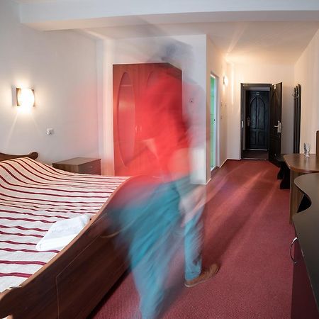 Hotel Marion Padurea Rotunda*** Reghin Εξωτερικό φωτογραφία