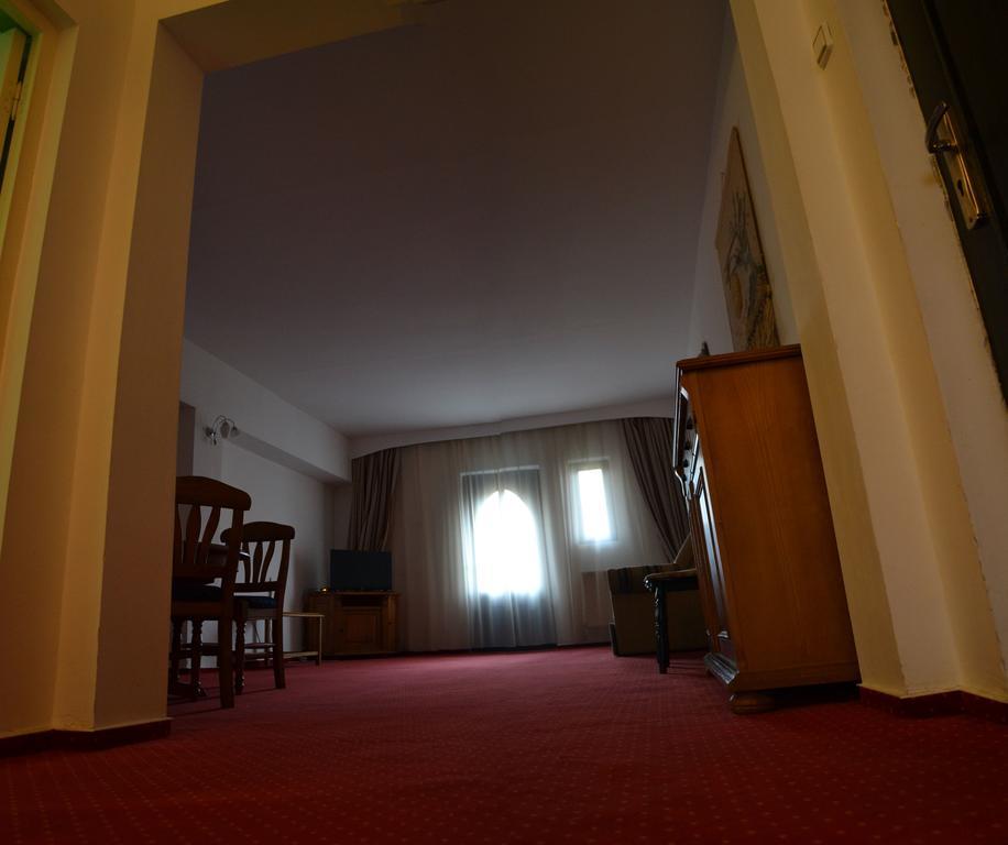 Hotel Marion Padurea Rotunda*** Reghin Δωμάτιο φωτογραφία