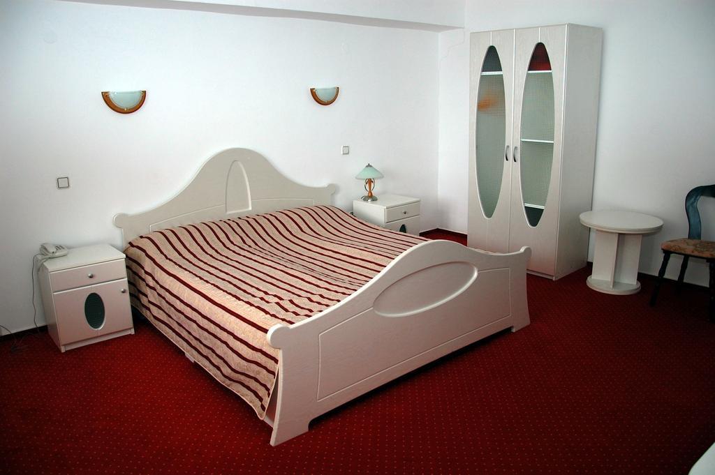 Hotel Marion Padurea Rotunda*** Reghin Εξωτερικό φωτογραφία