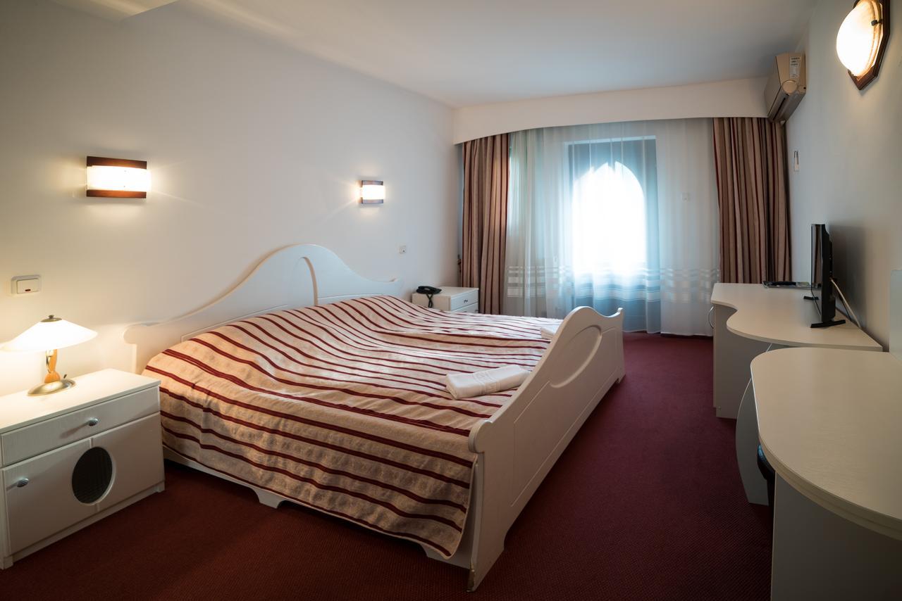 Hotel Marion Padurea Rotunda*** Reghin Εξωτερικό φωτογραφία
